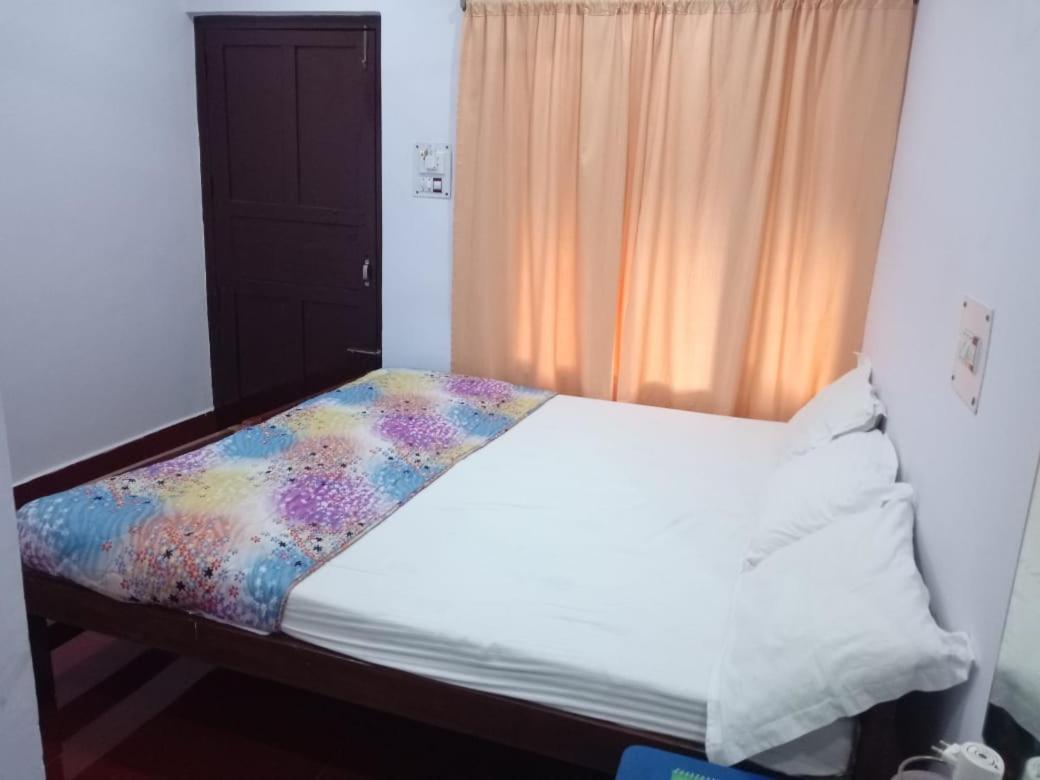 Coconhuts Beach Resort Lakshmanpur Ngoại thất bức ảnh
