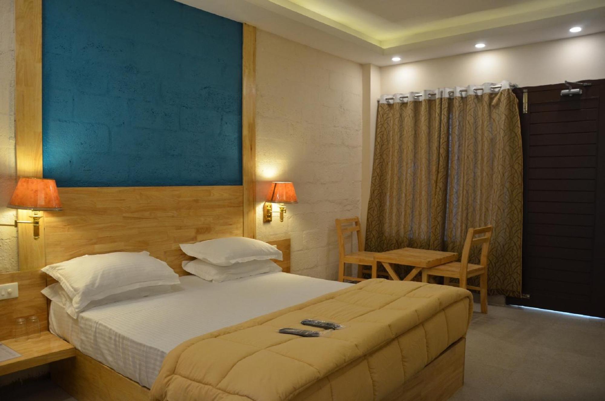 Coconhuts Beach Resort Lakshmanpur Ngoại thất bức ảnh