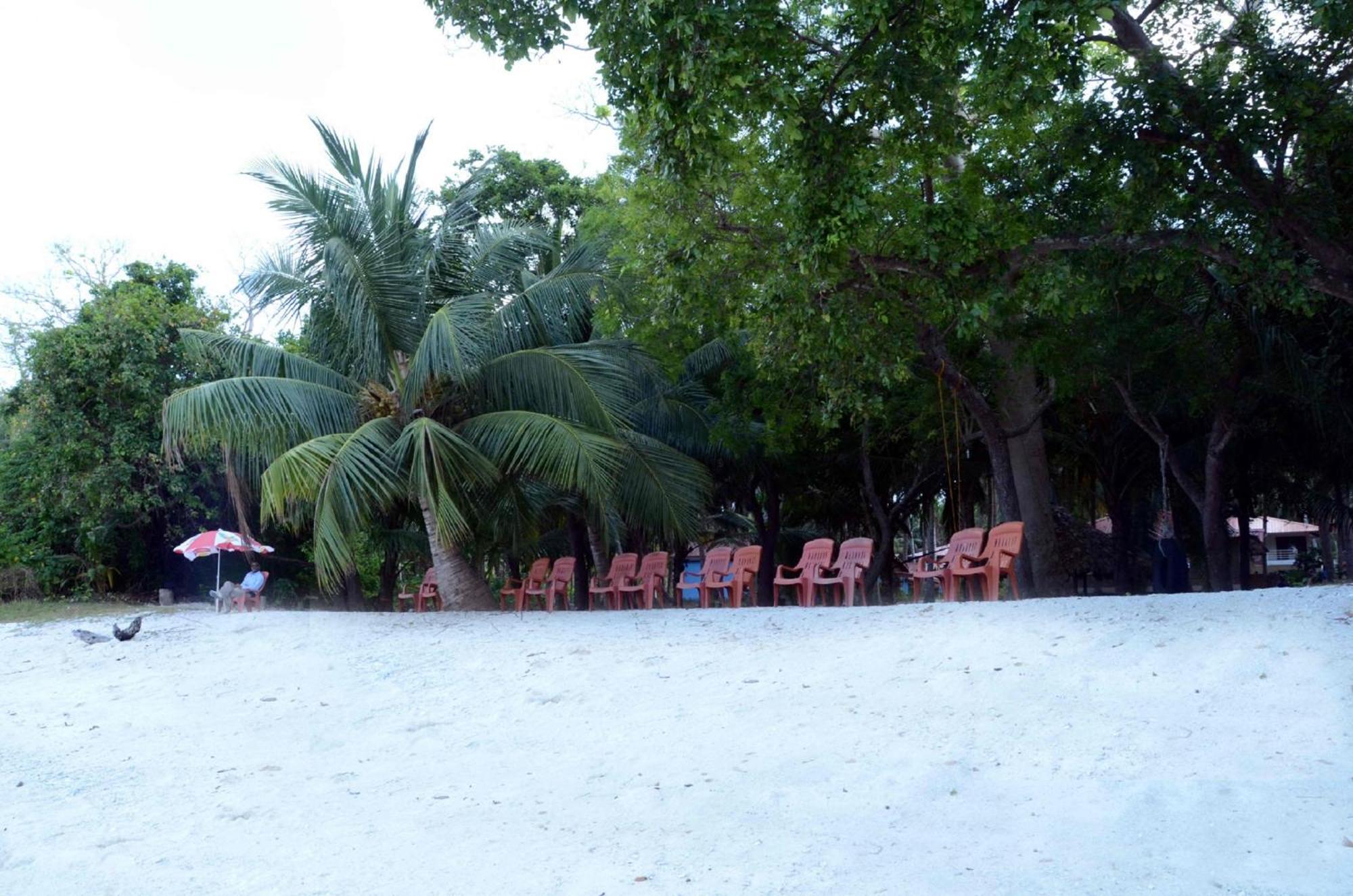 Coconhuts Beach Resort Lakshmanpur Ngoại thất bức ảnh